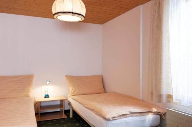 Ferienwohnung Bahnhöfli Lauterbrunnen Zimmer foto